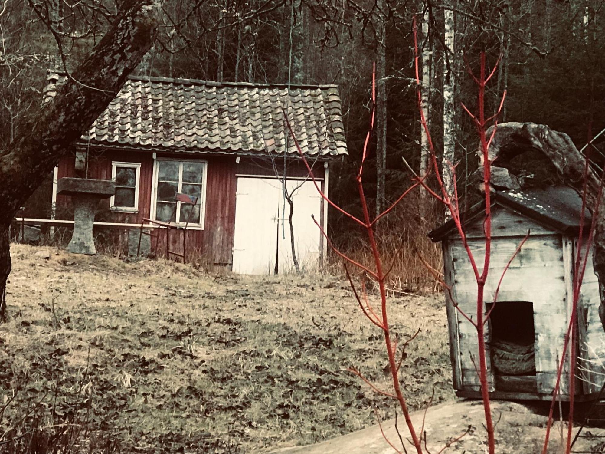 Apartment Charmigt Aeldre Hus, Laddbox 22 Kw, 5 Bil-minuter Bad Strömstad
