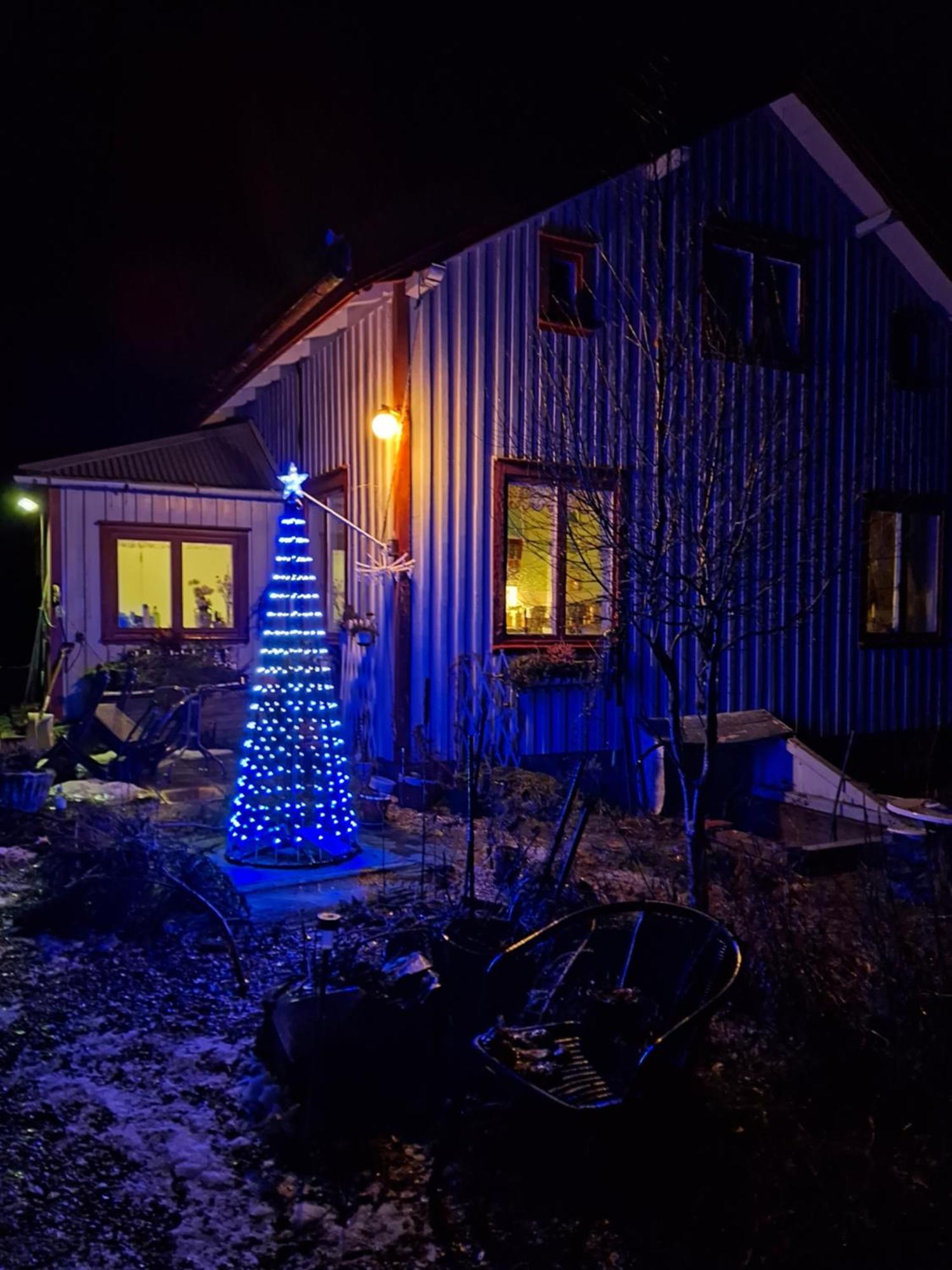 Charmigt Aeldre Hus, Laddbox 22 Kw, 5 Bil-minuter Bad * Strömstad
